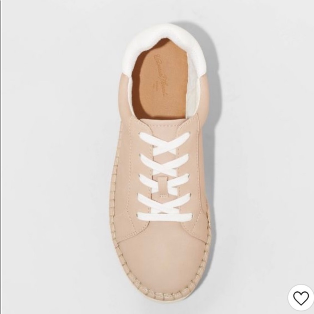 Universal Thread Shoes - Picture 3 of 5